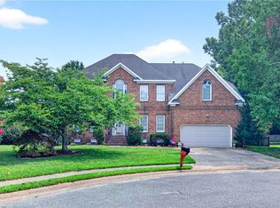 3 Blackberry Ln, Hampton, VA 23669