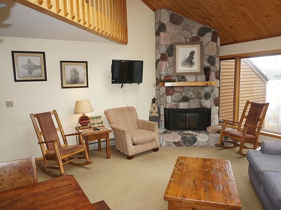 3rd image of 1621 Superior Shores #71