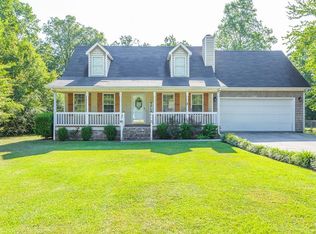 512 NW Cambridge Dr, Rocky Face, GA 30740