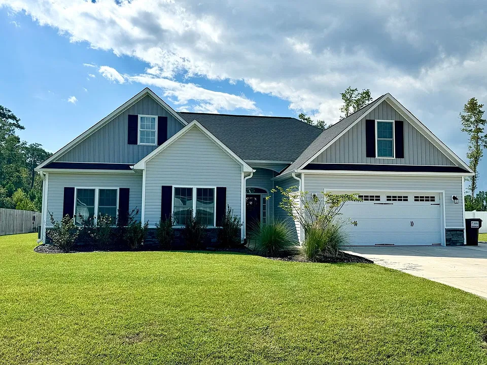 197 W Broughton Ln