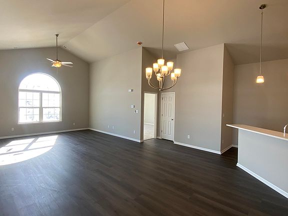 5th image of 5600 Fountain Cir