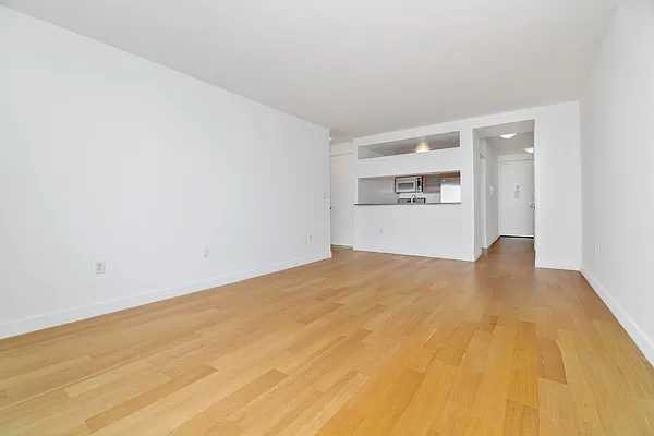 Rented by REAL New York | media 5