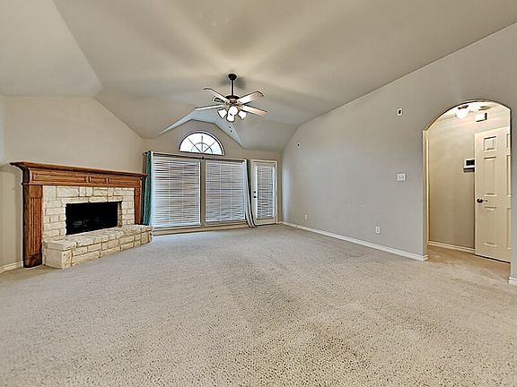 3rd image of 6364 Redeagle Creek Dr
