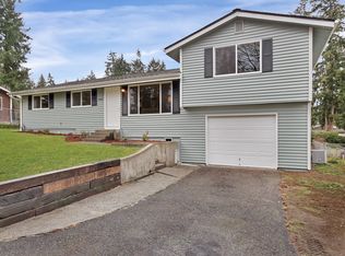 2804 Forest Park Ct N, Puyallup, WA 98374