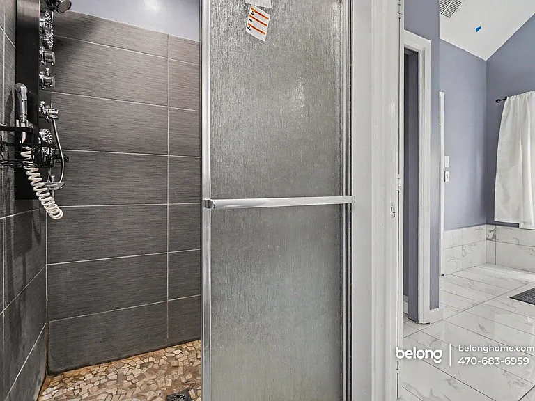 988 Bridgegate Dr NE — Photo 6