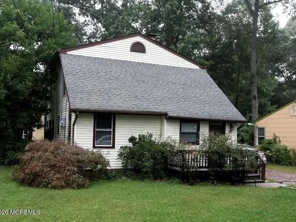 223 Riverside Dr, Bayville, NJ 08721