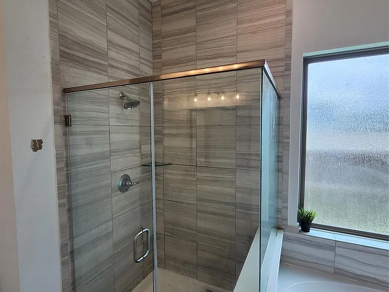 10718 Blossom River Dr — Photo 11