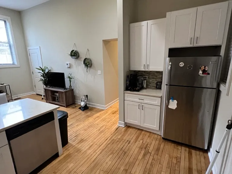 3607-09 Lakewood/1256 Addison — Photo 17