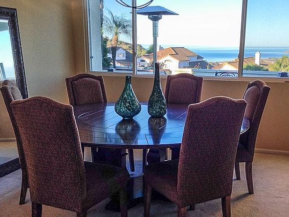 Dining Room Separate dining room.