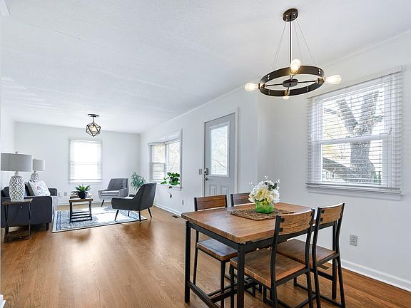 4th image of 5527 Rosewood St