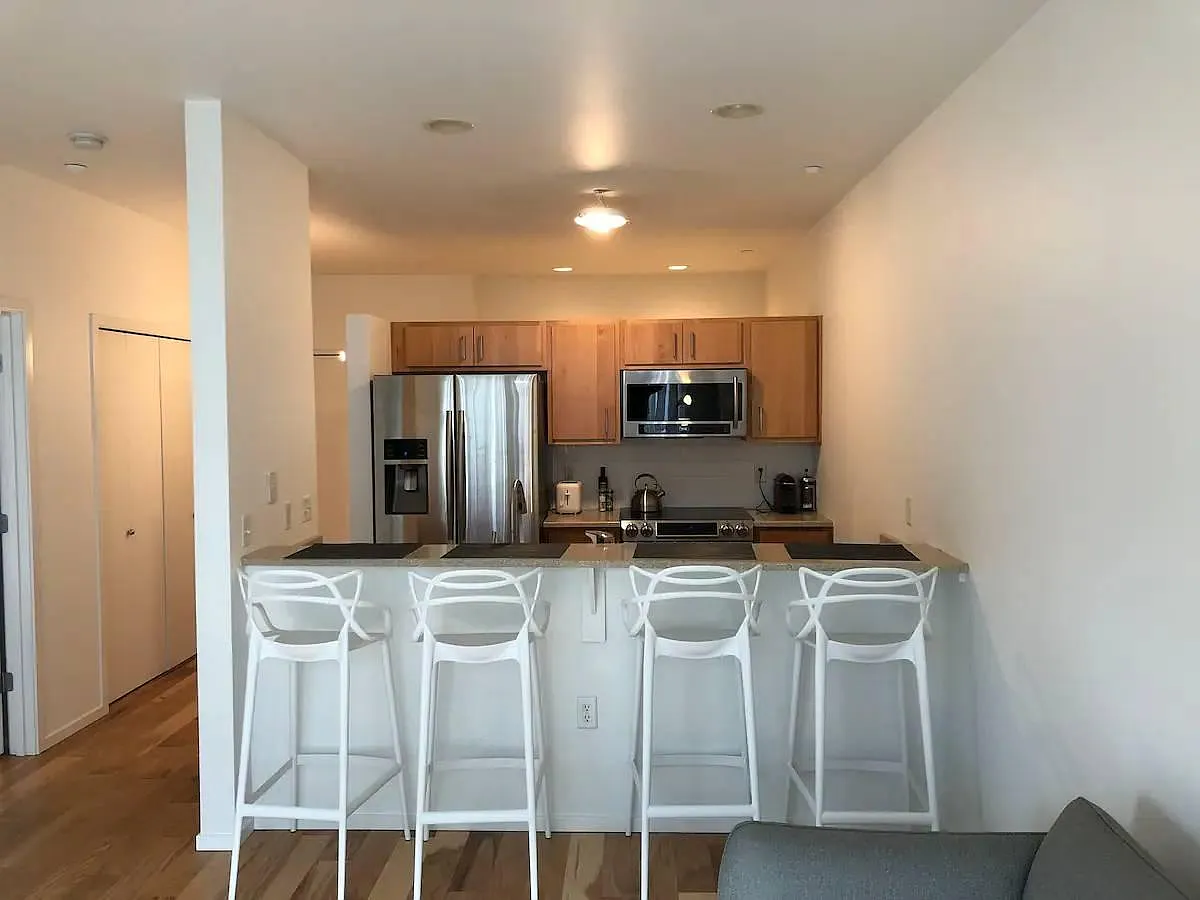1125 NW 9th Ave — Photo 1