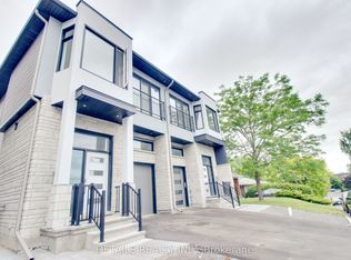 137 Duford St #B, Ottawa, ON K1L 6Z5