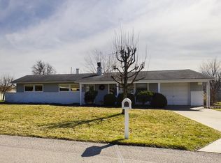 28 Briarwood Dr, Wheeling, WV