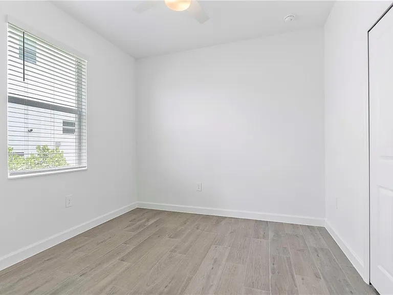 15077 Jadestone Dr — Photo 6