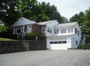 20 Belli Ave, Fitchburg, MA 01420