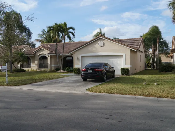 9111 NW 44th Ct, Coral Springs, FL 33065