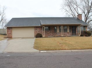 1113 Carla Dr, Boonville, MO 65233