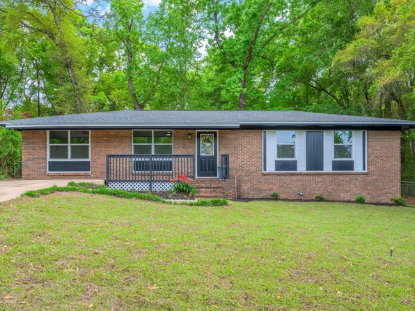 128 Salvadore Dr, Crestview, FL 32536