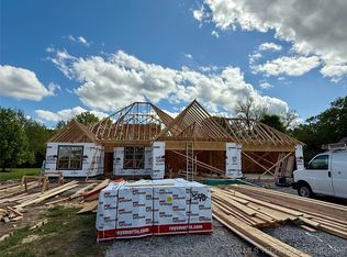 6 Longacre Dr, Ramona, OK 74061