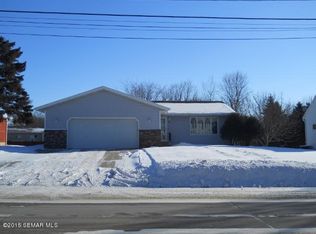 735 Mineral Sp Rd NE, Owatonna, MN 55060