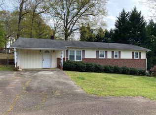 720 Old Furnace Rd, Boiling Springs, SC 29316