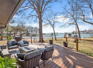120 Deer Island Rd, Mabank, TX 75156