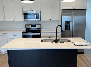 302B Torontos Ct, Hillsboro, ND 58045