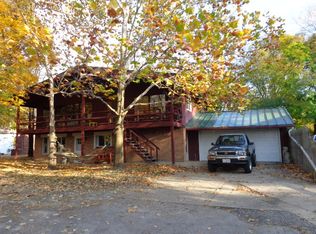 6107 Forest Hills Rd, Rockford, IL 61114