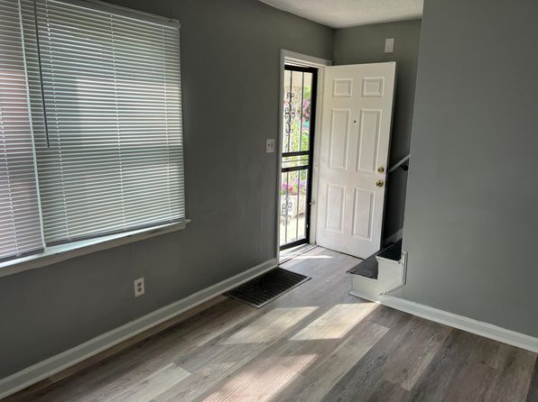 (undisclosed Address)