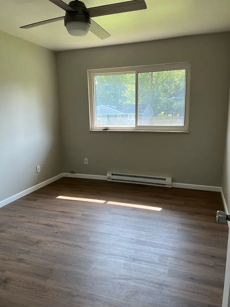 Leonard Street Apartments — Photo 4