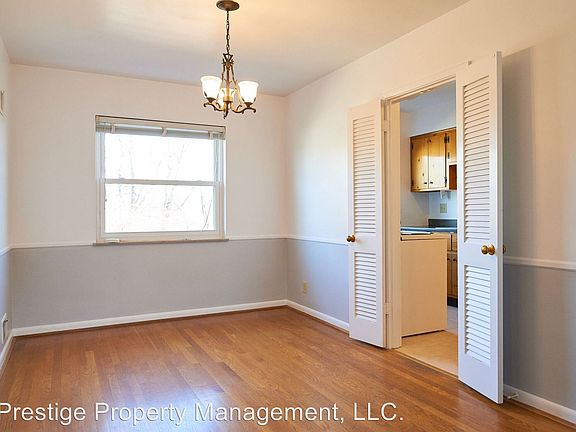 5th image of 3832 Ault Park Ave APT 01