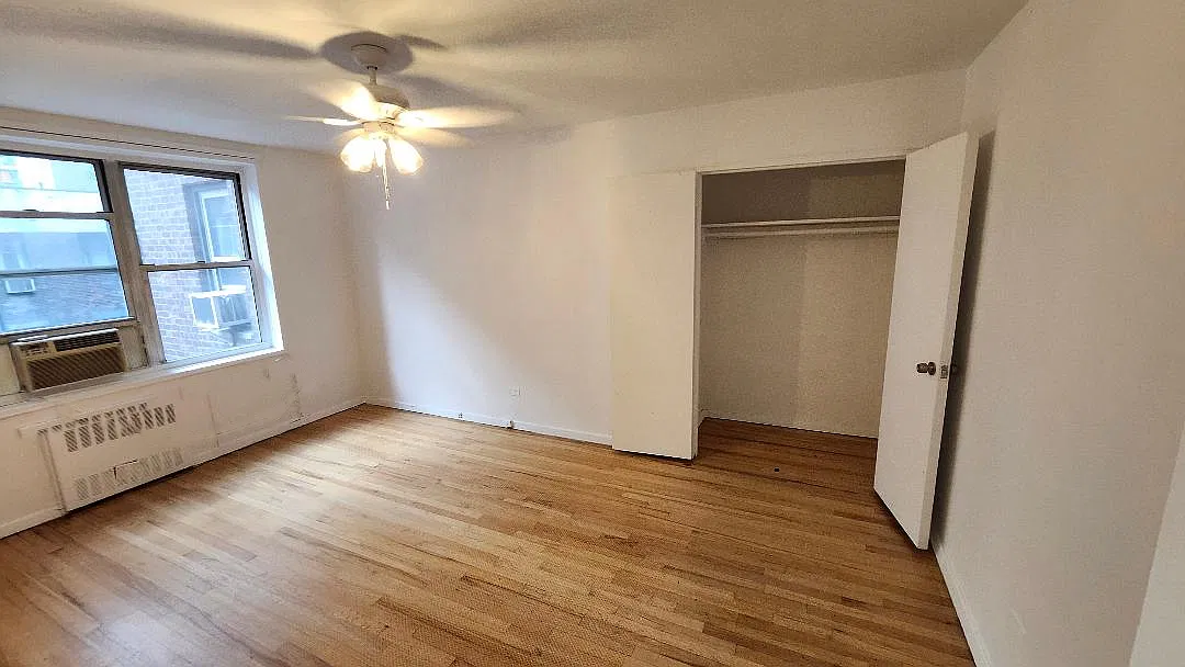 302 East 88th Street — Photo 2