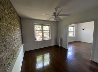 3746 N Pine Grove Ave APT 3E, Chicago, IL 60613