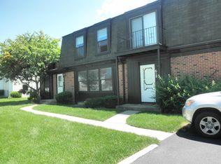 620 Inverrary Ln, Deerfield, IL 60015