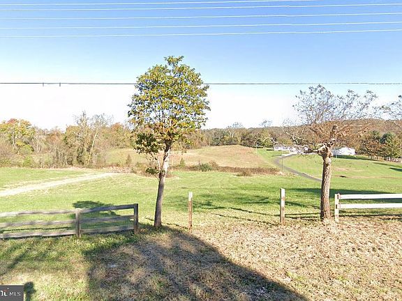 5th image of Lee Hwy