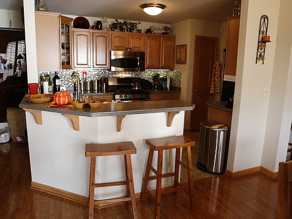 5th image of 846 Sweetbriar Dr