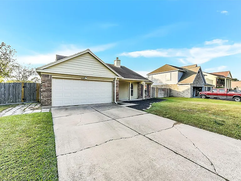 4010 Spring Branch Dr W — Photo 3