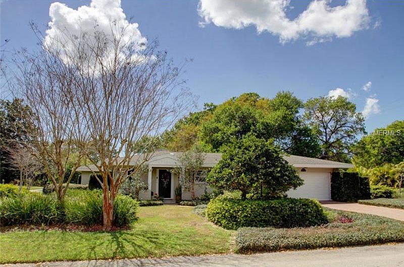 1st image of 1700 Golf View Dr