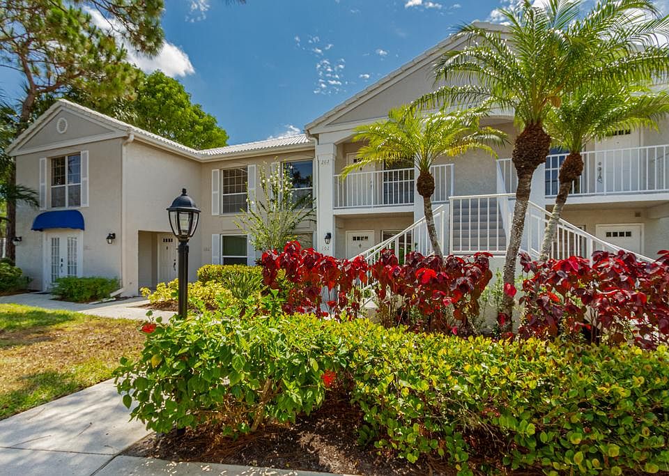 1st image of 822 Gulf Pavilion Dr #202
