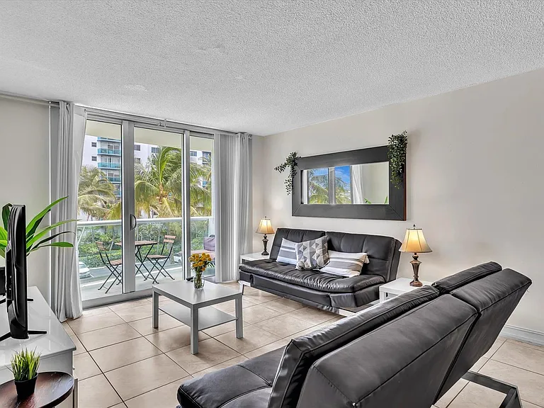 3901 S Ocean Dr #3J — Photo 10