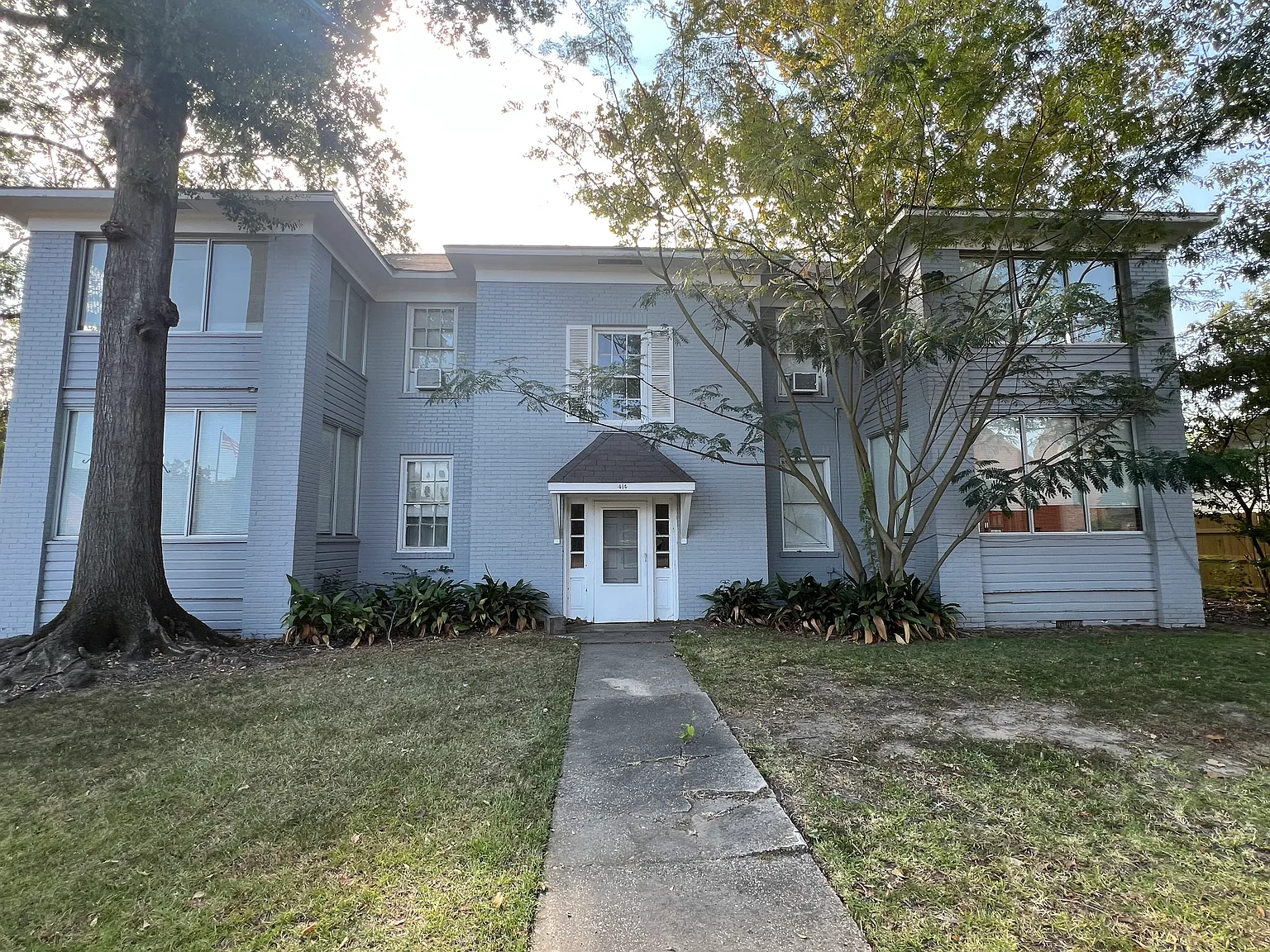 1 bed, 900 sqft, $810 — Photo 1