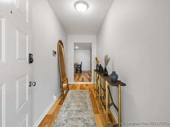 5th image of 4595 Ferncreek Dr