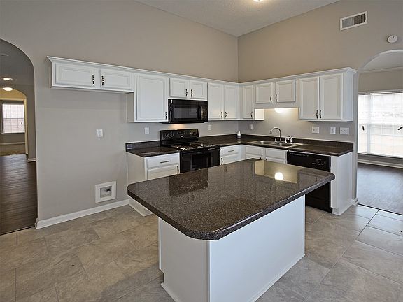 2nd image of 4715 Ashcroft Dr