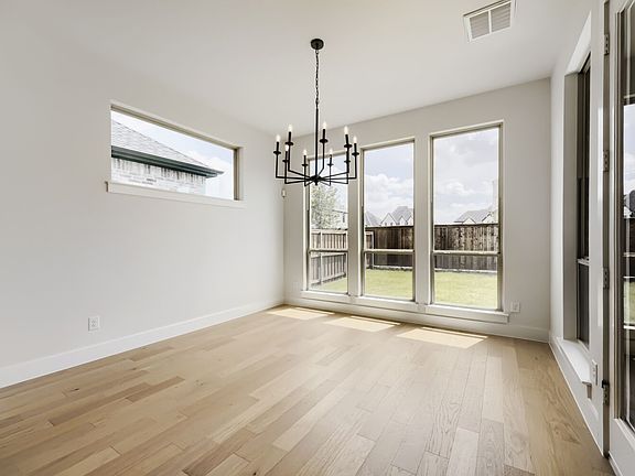 5th image of 4028 Allegro Dr