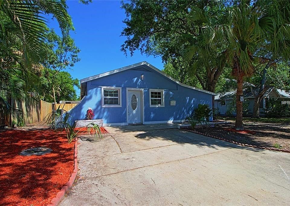 1st image of 845 13th Ave N