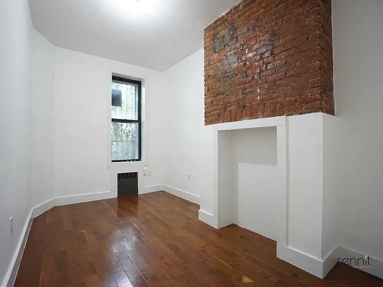 640 Kosciuszko St #1 — Photo 12