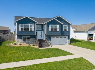 1380 Hancock St, North Liberty, IA 52317