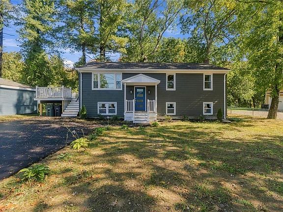 2nd image of Pine Ln