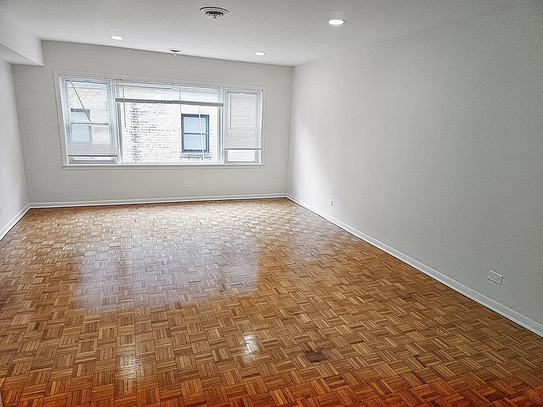 1100 Church — Photo 25