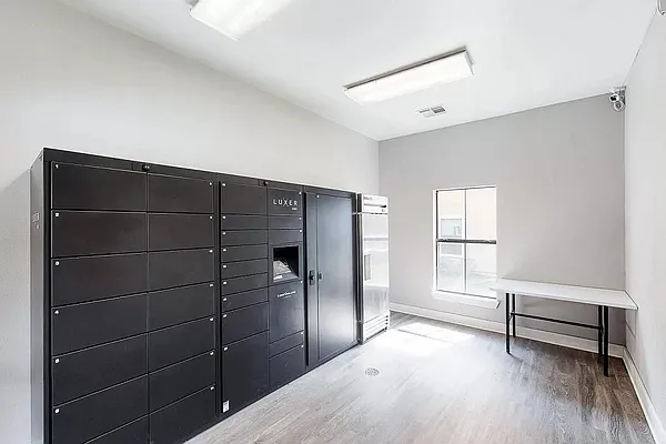 Sereno Park Apartments — Photo 9